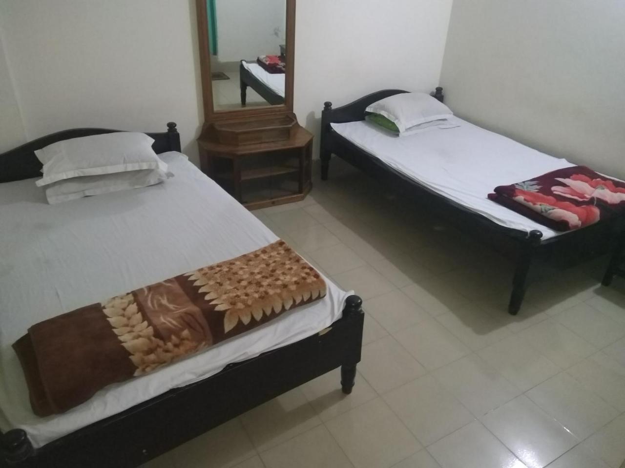 Hotel As Shams International Дакка Экстерьер фото